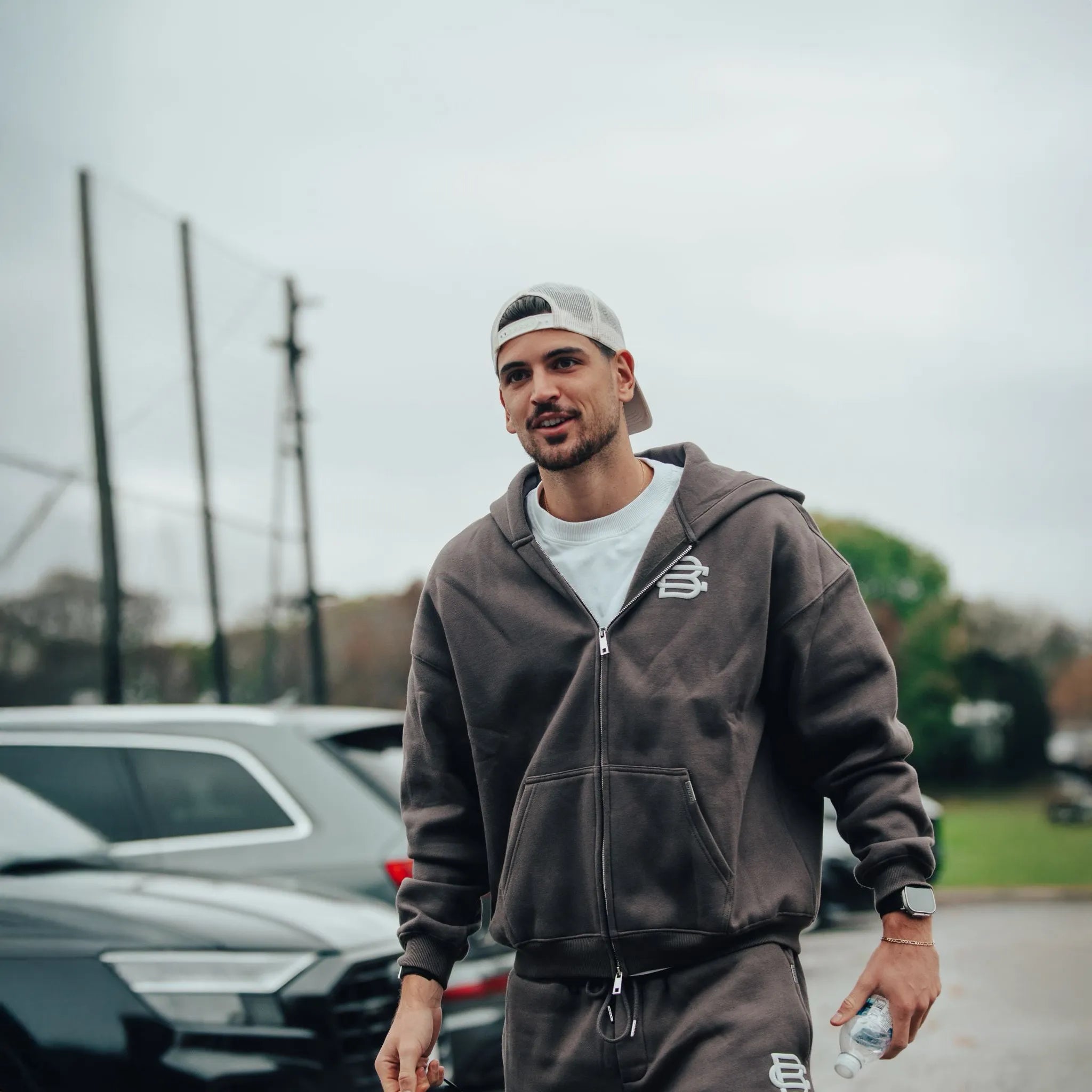 Model Front View of Bénir Clothing Bénir Club Match Day Storm Sweatpant PUFFZIPHUDBRWXL